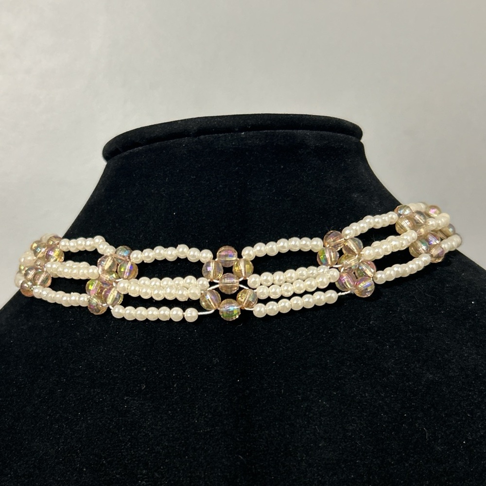 Elegant Pearl Choker Necklace